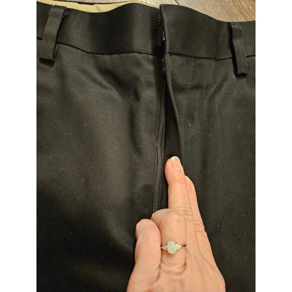 Dockers Flat Front Classic Fit NWOT Mens Pants Slacks - Picture 2 of 7